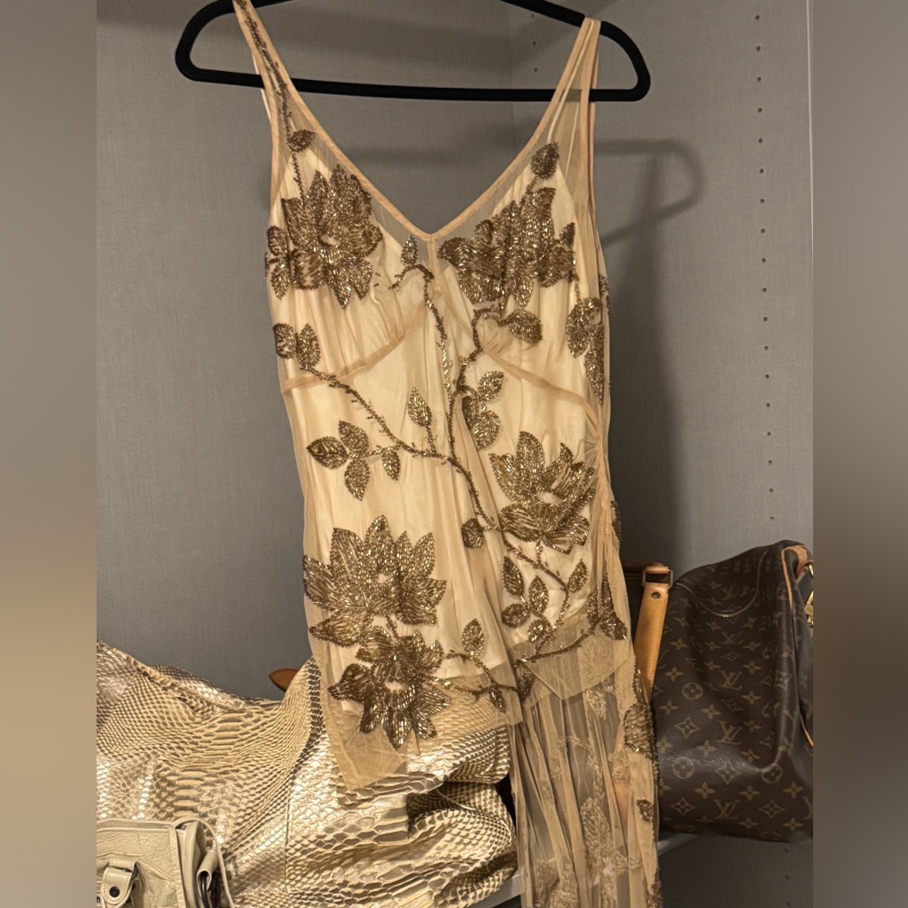 Beaded Floral Embellished V-Neck Women's Top